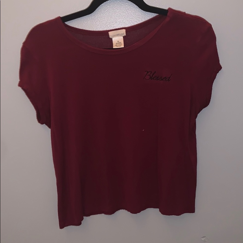 X large form fitting tshirt